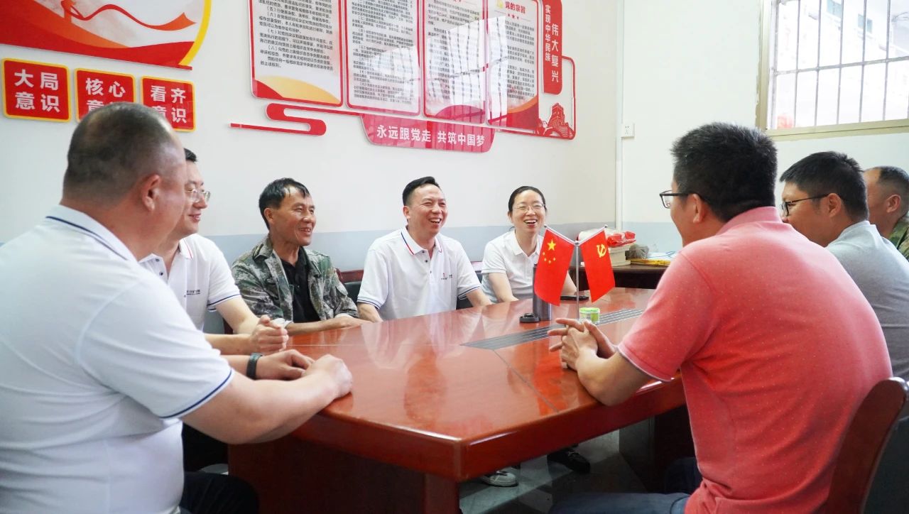 李衛(wèi)文赴石階田村調(diào)研鄉(xiāng)村振興工作